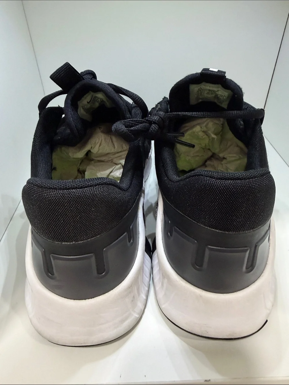 Nike Free Metcon 6 Men's Black Athletic Training Sneakers with White Accents